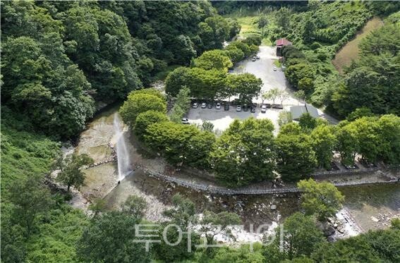  방화동자연휴양림 휴가촌 체육광장/사진-장수군