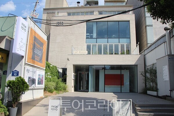 인사동 인사1010 갤러리 전경. 2026.06.27. / 투어코리아뉴스 이창호 기자