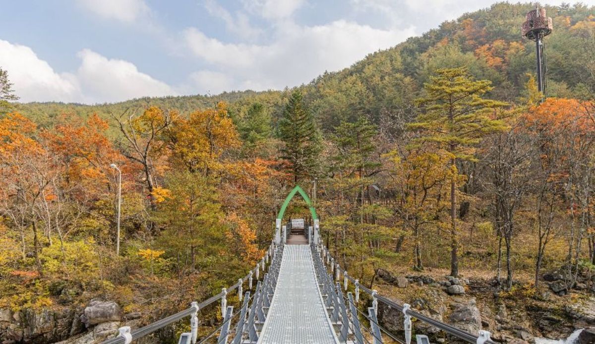 오대산 소금강계곡 다리. / ⓒ한국관광공사 제공