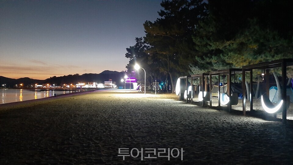 율포솔밭해수욕장 야경 ⓒ투어코리아