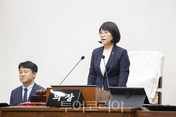 제9대 울산광역시의회 이영해 의장이 개원사를 하고 있다./사진-투어코리아 김교환 기자