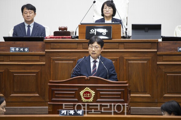 조용식 울산교육감이 개원식에서 축사를 하고 있다./사진-투어코리아 김교환 기자