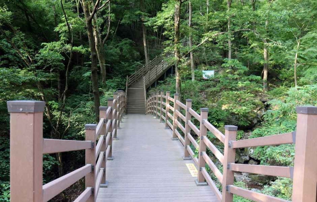 청도 낙대폭포 탐방로. / ⓒ한국관광공사 제공