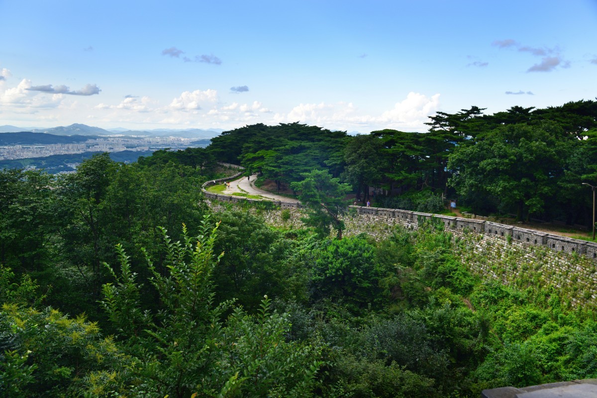 남한산성 성곽 전경. / ⓒ한국관광콘텐츠랩-IR 스튜디오