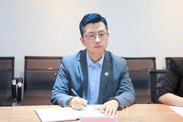 상회 상무부비서장 허융