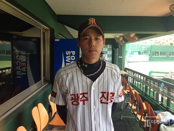 진흥고 시절의 하영민(사진=더게이트 배지헌 기자)