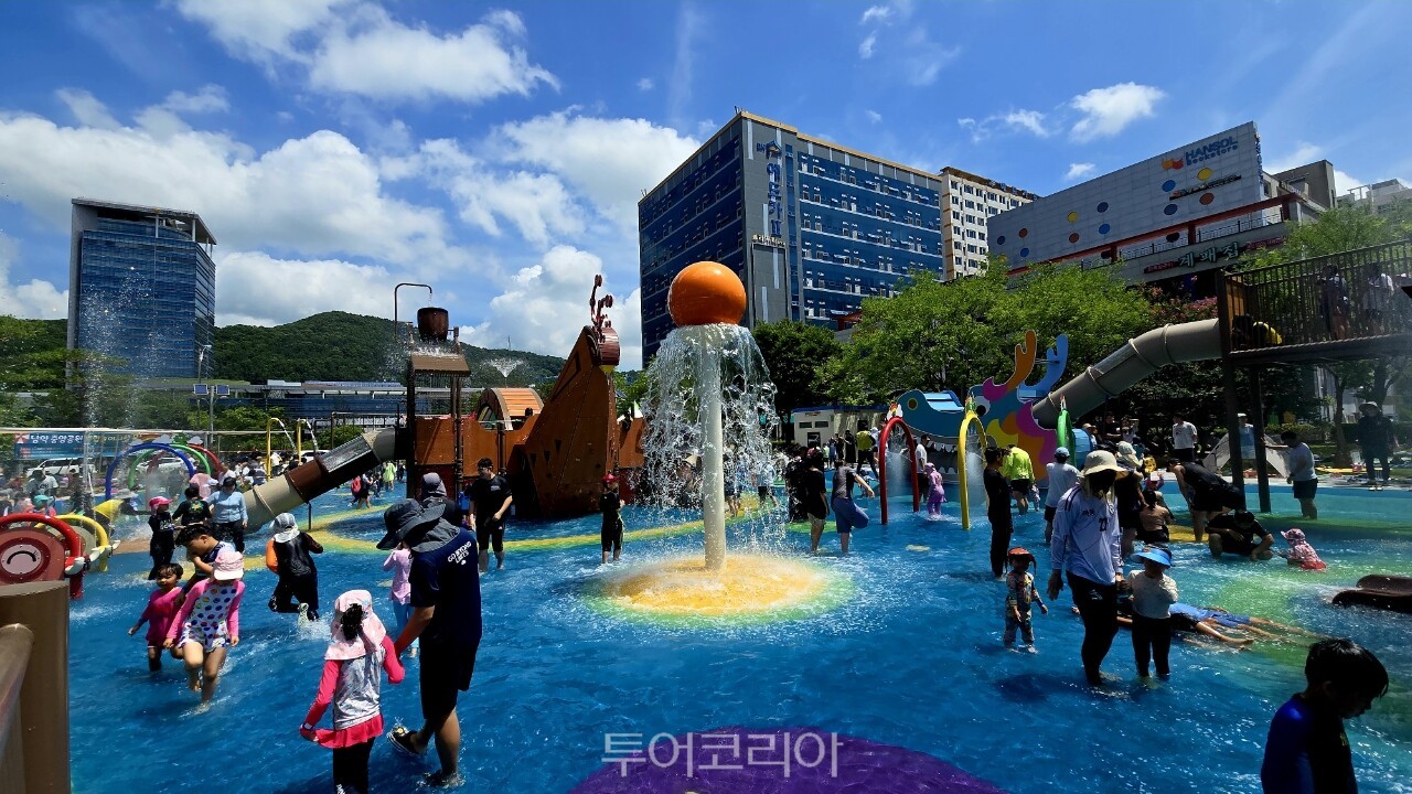 남악중앙공원 복합놀이시설 물놀이장 /사진-무안군