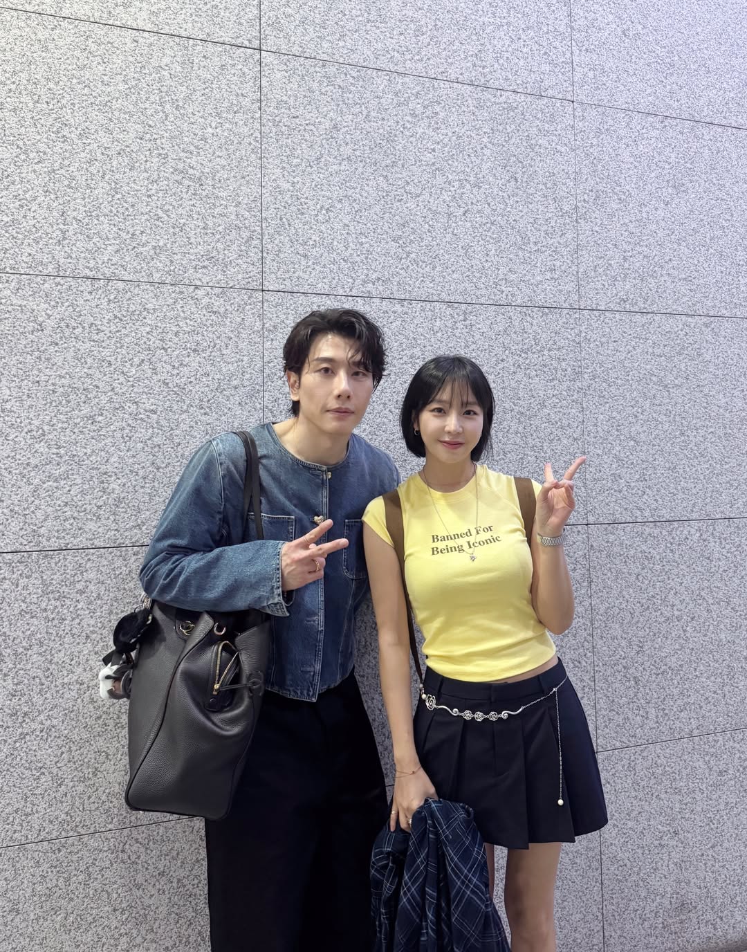 동행과 함께 사진을 남긴 예원 / 사진=예원 인스타그램 @yeeee_kk