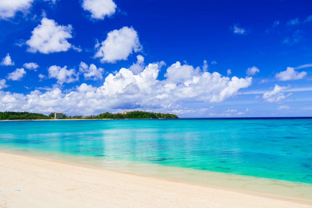 오키나와 해변 전경. / Akio Miki JP-shutterstock