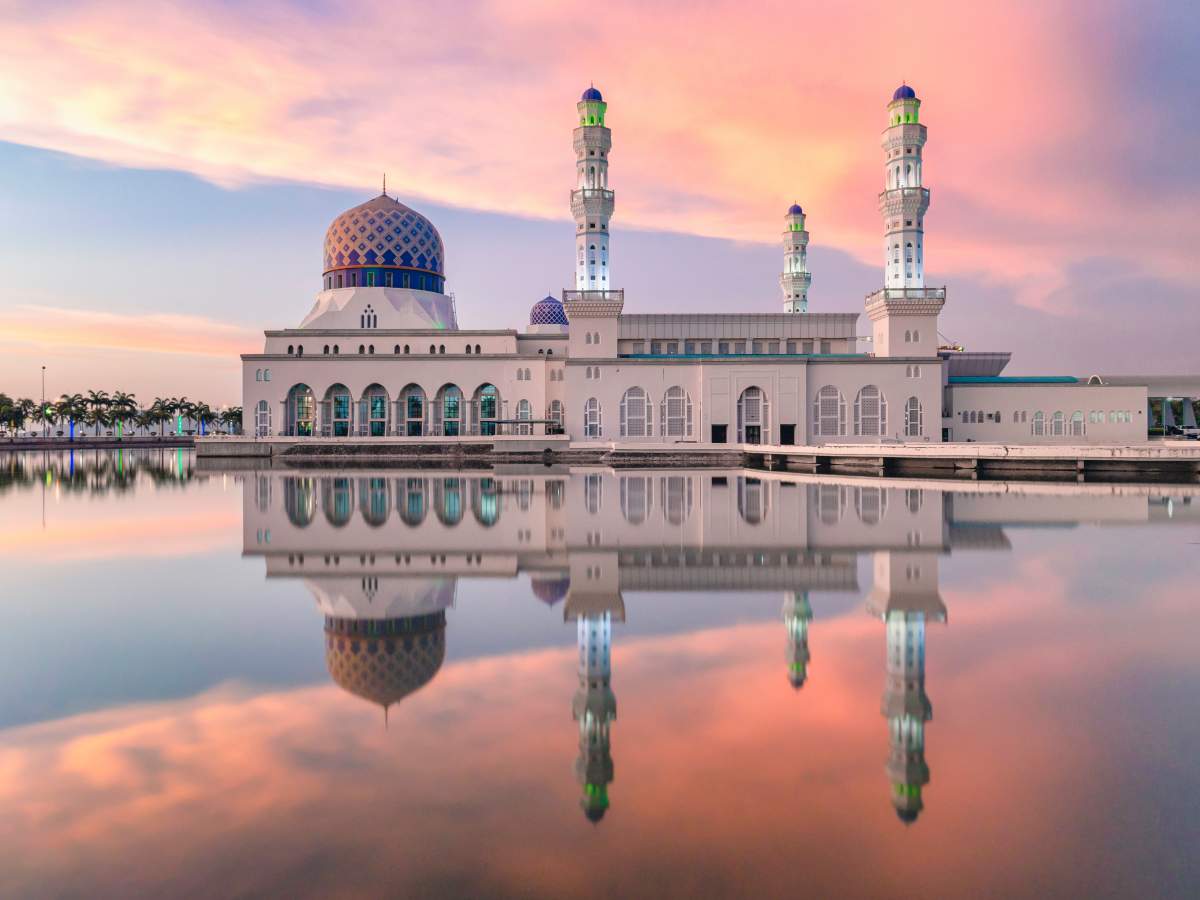 코타키나발루 블루모스크 전경. / MounirChraibi-shutterstock