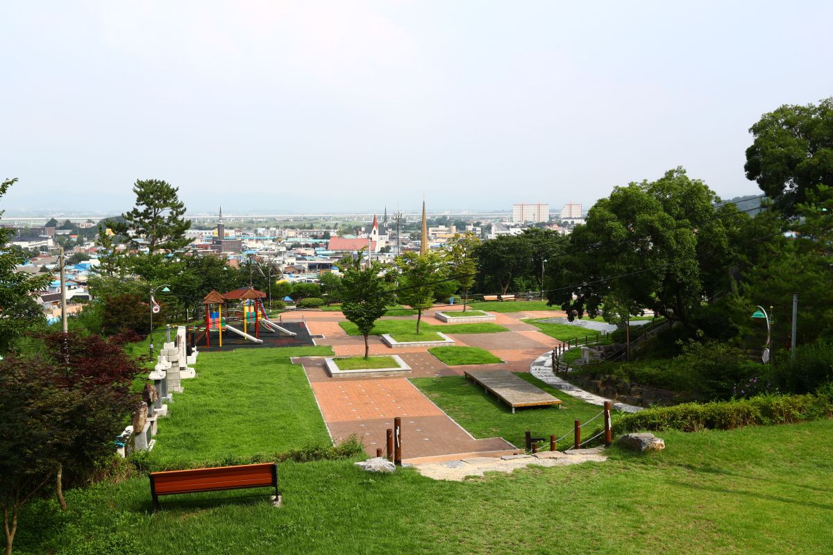 강경 옥녀봉 정상부 공원. / ⓒ한국관광콘텐츠랩-이범수