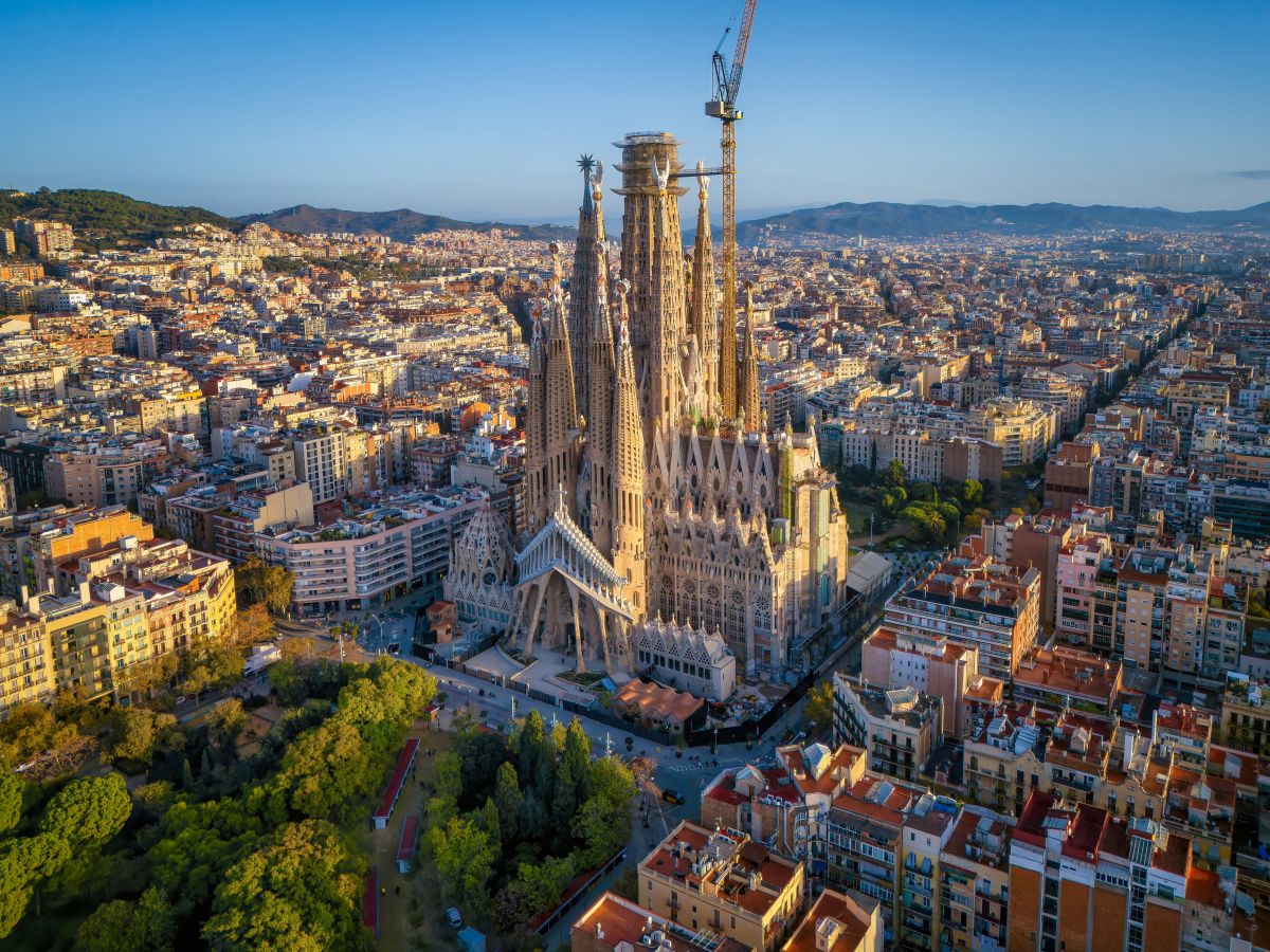 스페인 사그라다 파밀리아 항공뷰. / Sven Hansche-shutterstock
