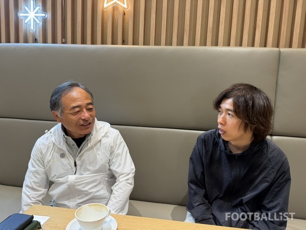 나가노 유지 회장(왼쪽), 사쿠라이 토모 전무이사(이상 일본대학축구연맹). 김희준 기자