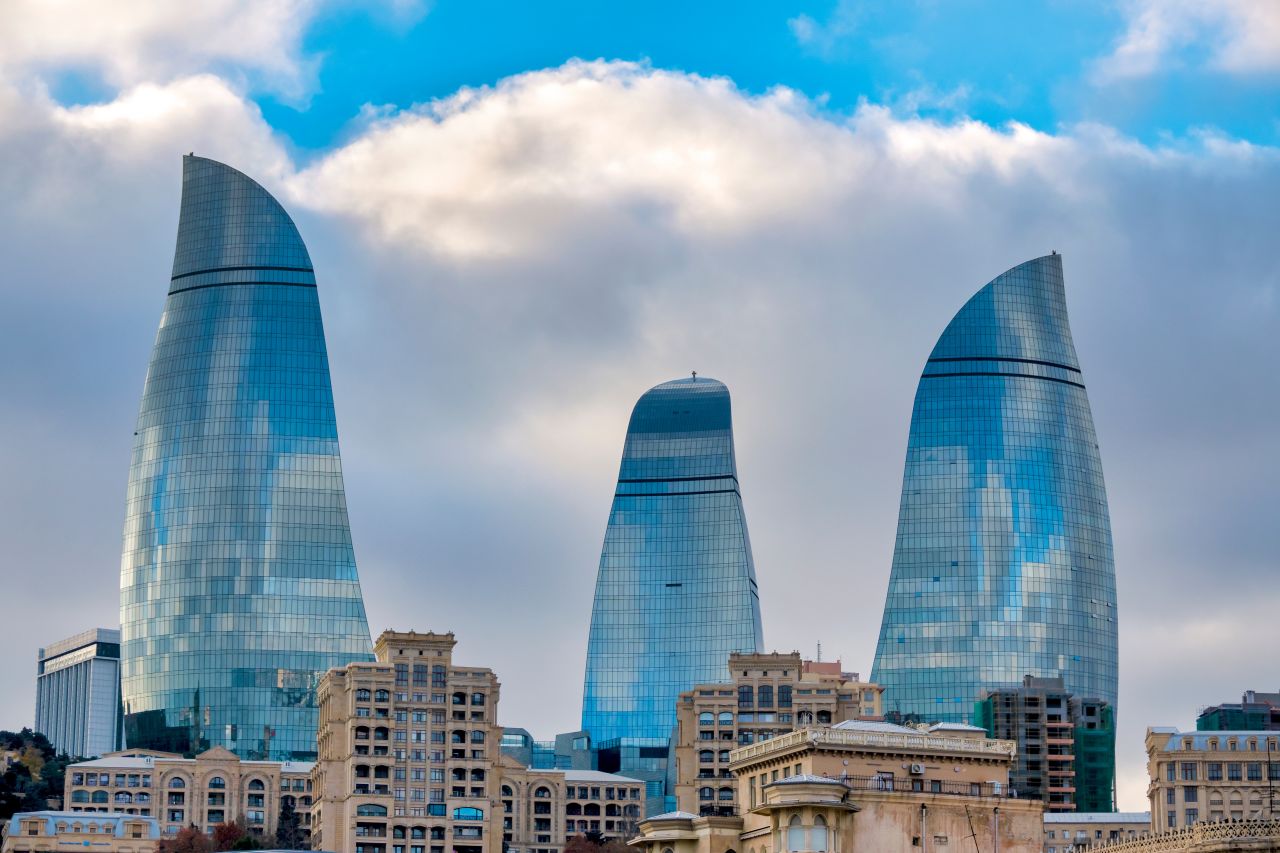 아제르바이잔 플레임 타워 전경. / Only Fabrizio-shutterstock