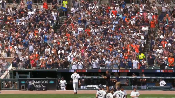 교체되는 타릭 스쿠발(사진=MLB.com 방송화면)