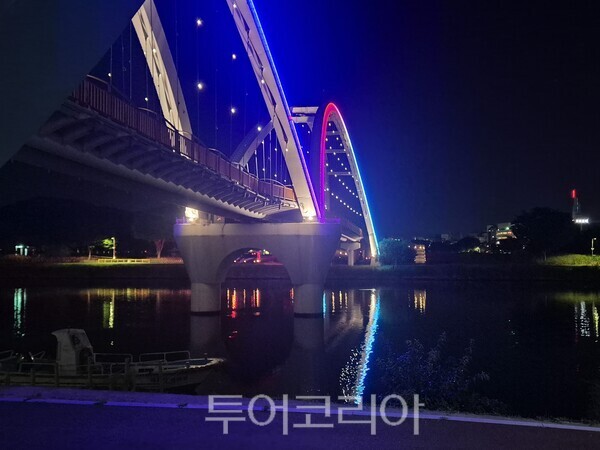 울산 십리대밭교./사진-투어코리아 김교환 기자