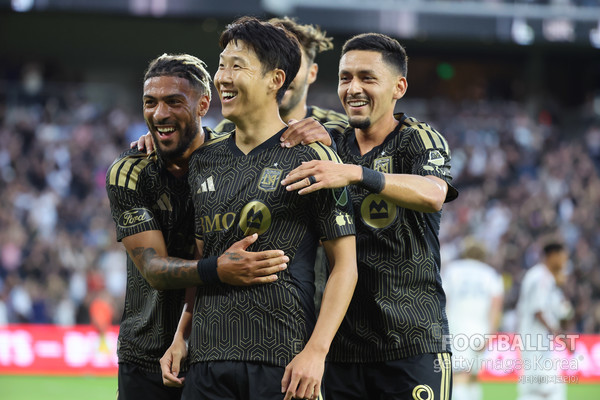 드니 부앙가(왼쪽부터), 손흥민, 마르크 델가도(이상 LAFC). 게티이미지코리아