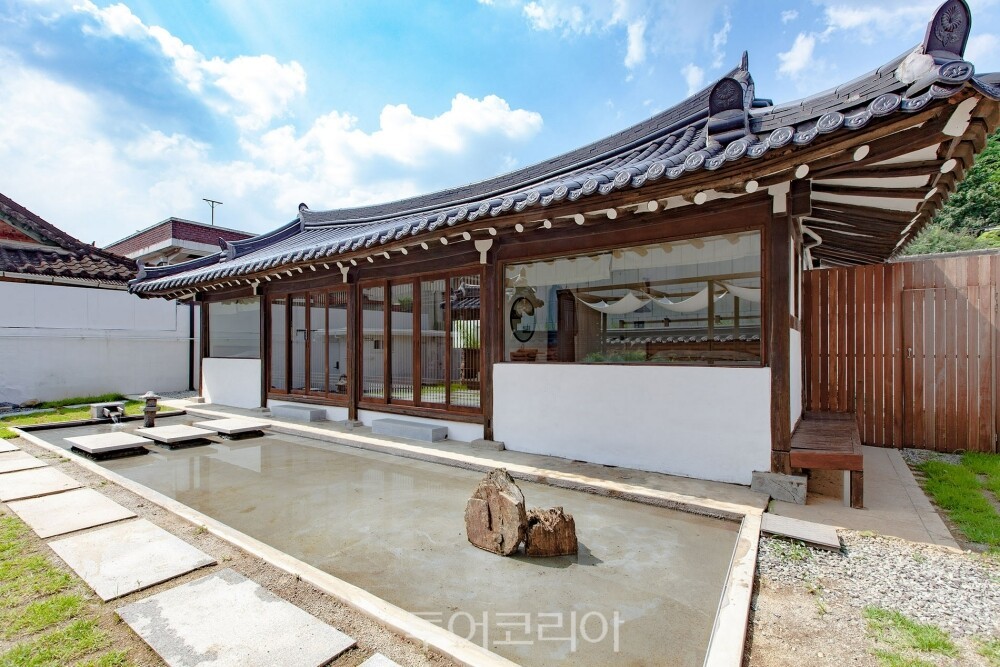   노천탕을 품은 아늑한 한옥 독채 스테이 /사진-에어비앤비