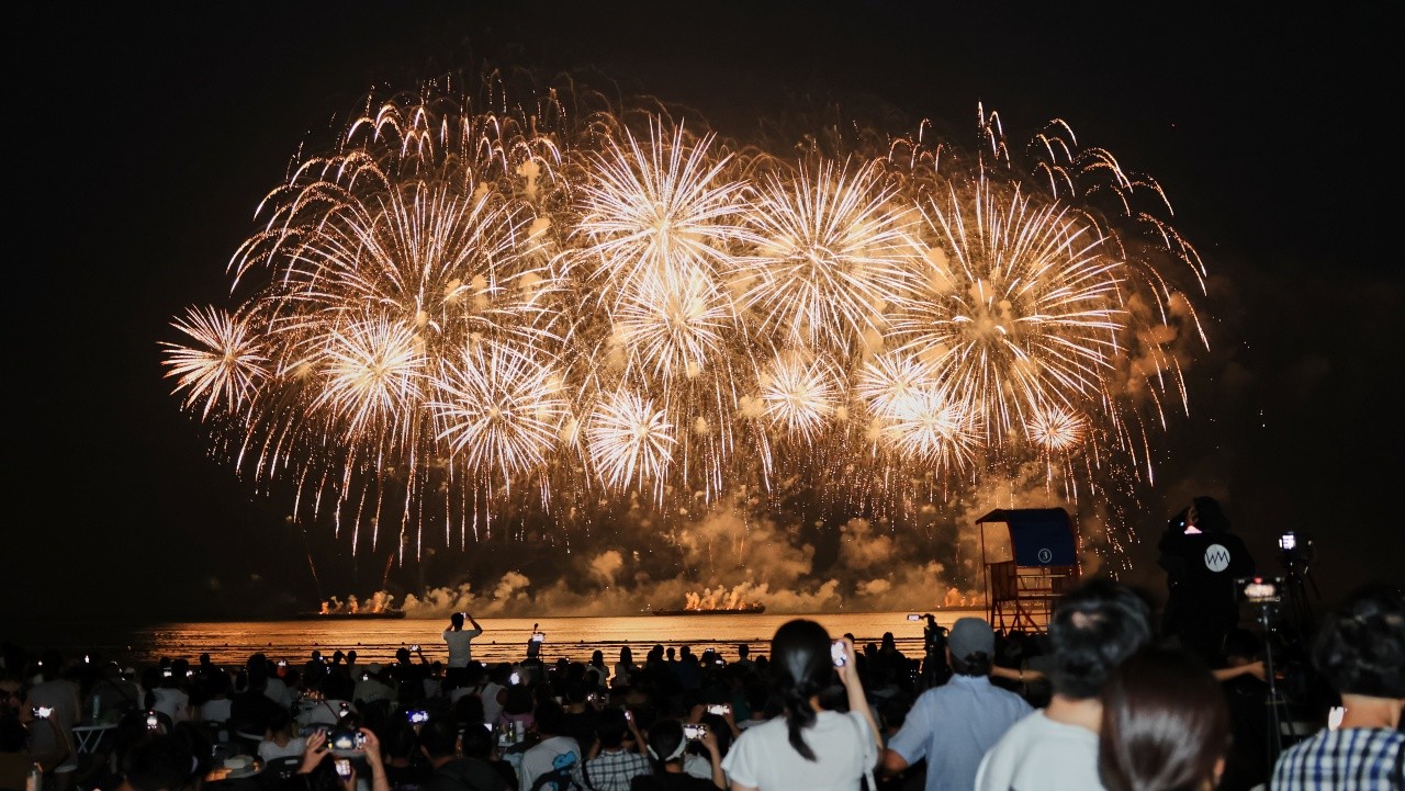 2025년 부산바다축제 불꽃놀이 현장. / 부산축제조직위원회 공식 홈페이지