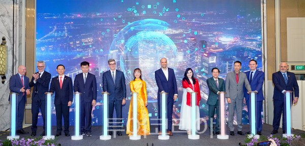 비엣젯항공이 ‘싱가포르 에어쇼 2026’에서는 파트너사들과 함께 ‘아시아·태평양 항공 금융센터’ 출범을 발표했다 ./사진-비엣젯항공