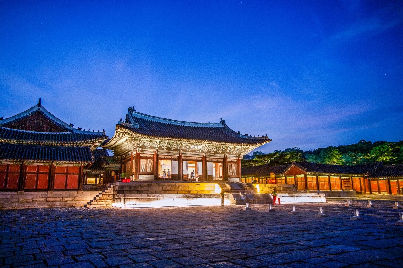 창경궁 명정전 야간 전경. / ⓒ한국관광콘텐츠랩-라이브스튜디오