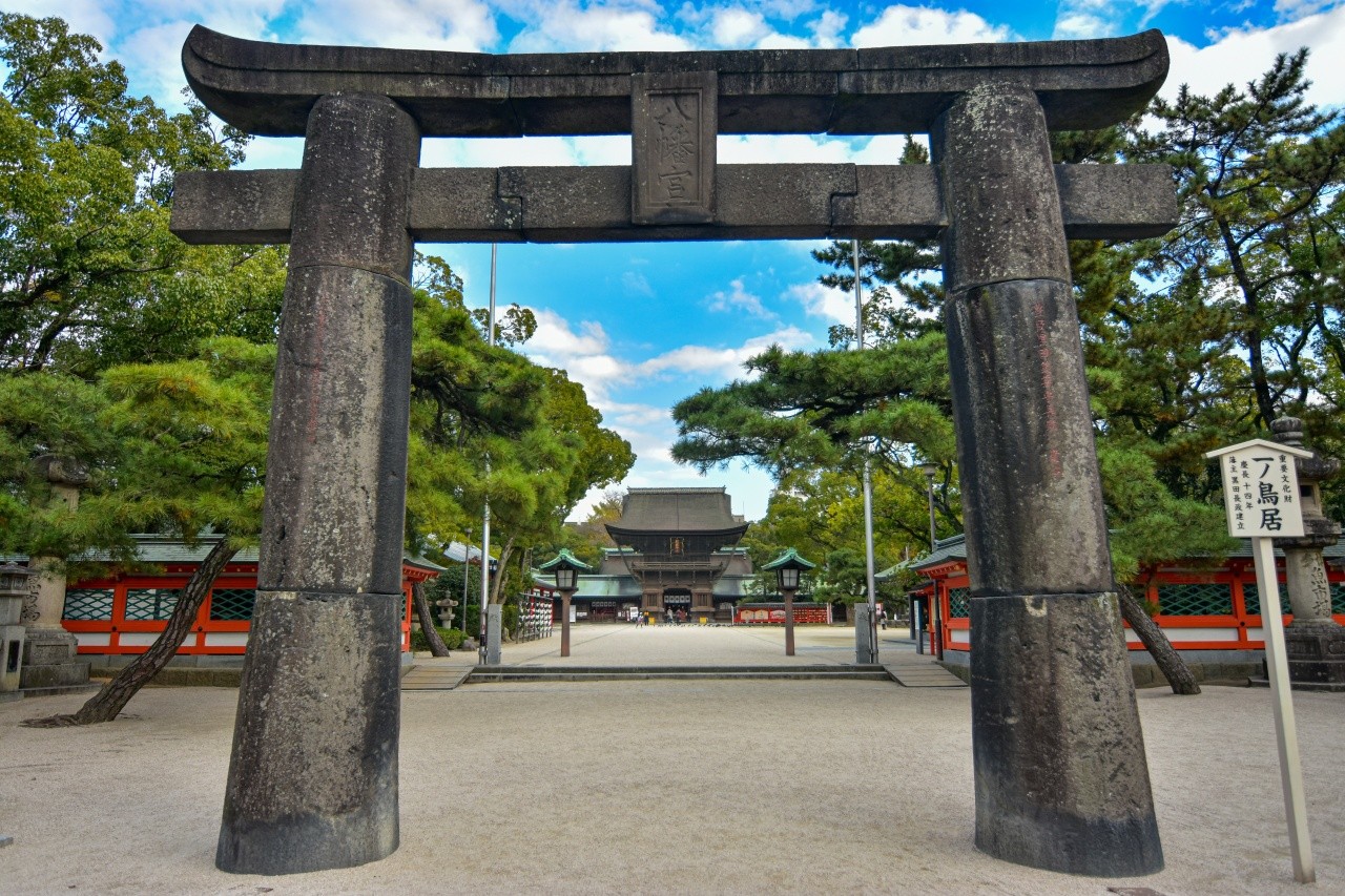 하코자키 궁으로 향하는 길. / Photo_J-shutterstock