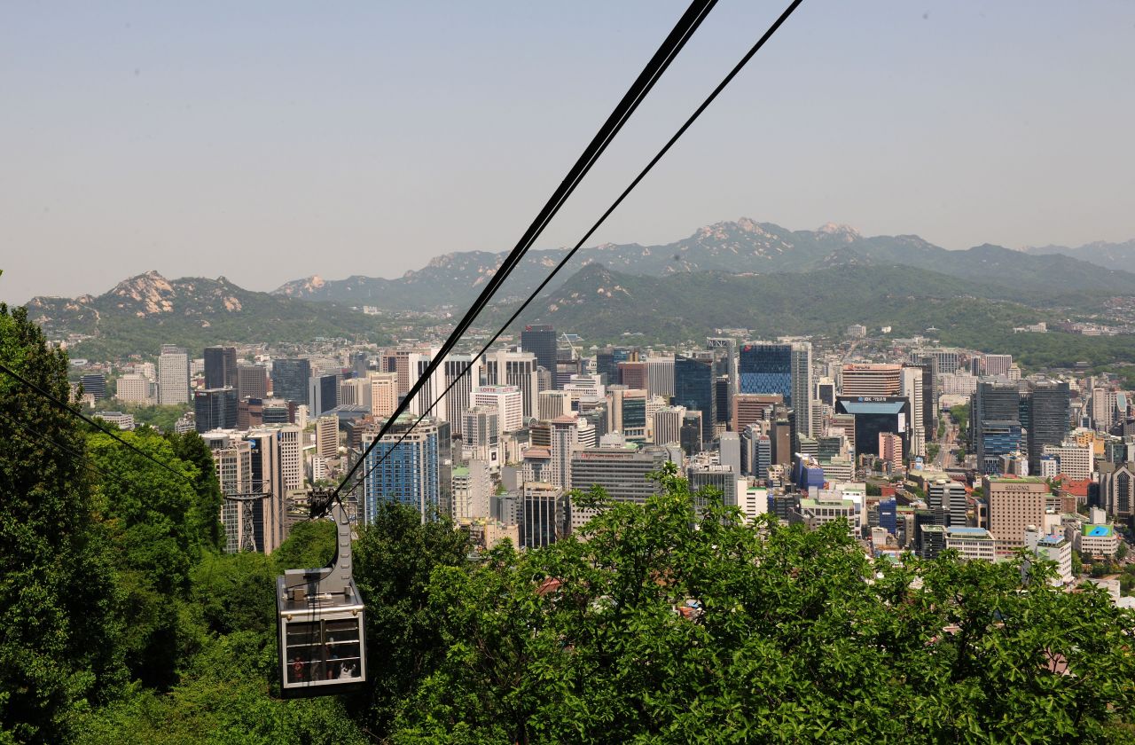 남산 케이블카. / ⓒ한국관광콘텐츠랩-IR 스튜디오