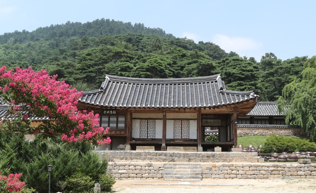 명재고택 전경. / ⓒ한국관광콘텐츠랩-이범수