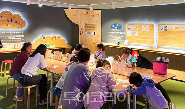 사진 -조명박물관 제공