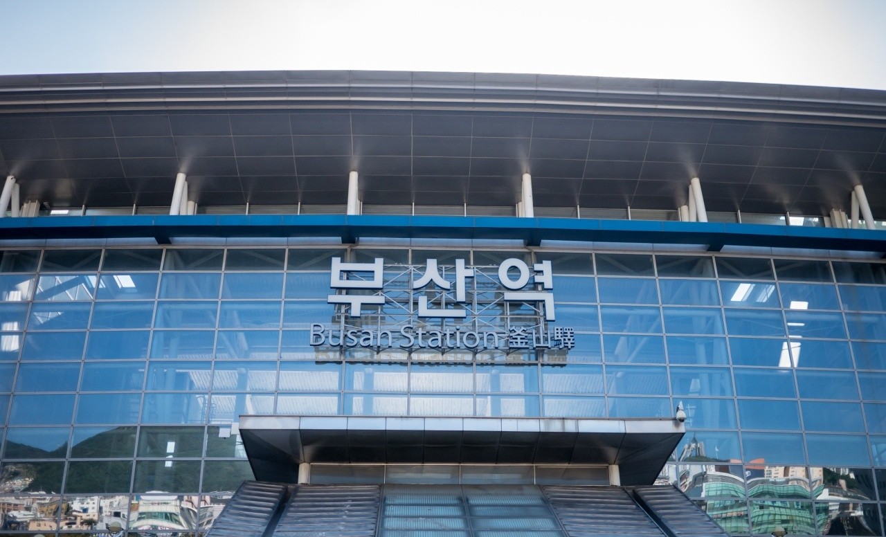 부산역 전경. / Dann19L-shutterstock