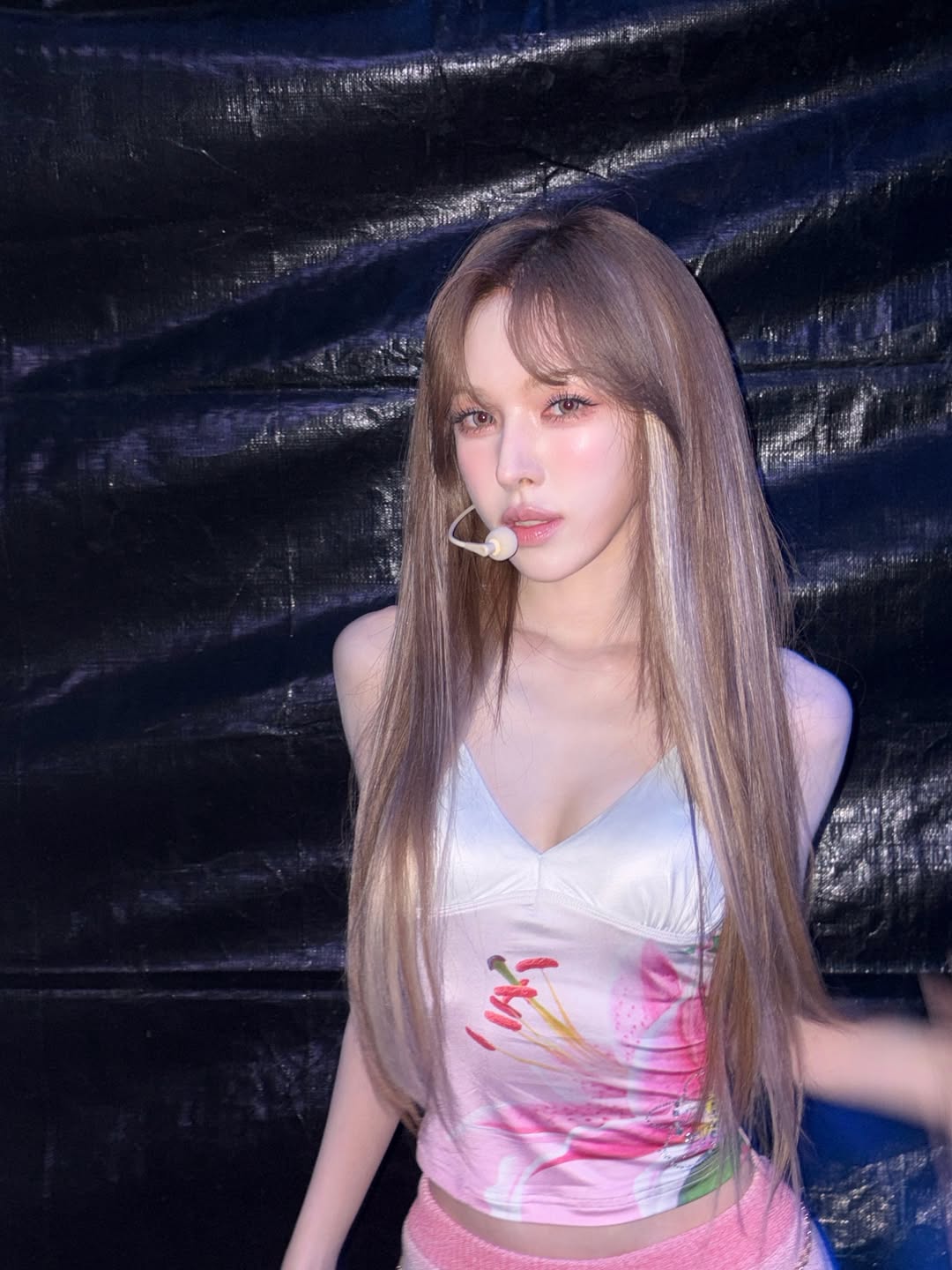 클로즈업으로 포착된 무대 의상 / 사진=웬디 인스타그램 @todayis_wendy