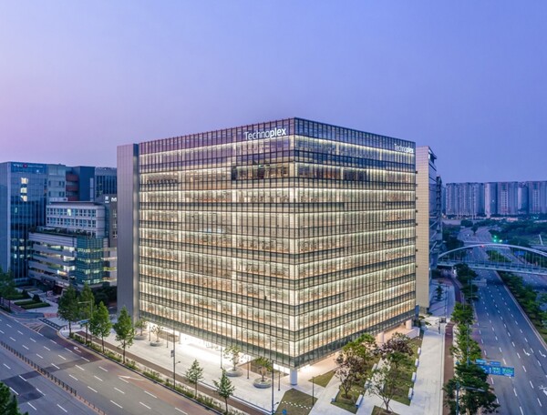 한국앤컴퍼니그룹 본사 테크노플렉스 외관 (사진=한국앤컴퍼니그룹 제공)