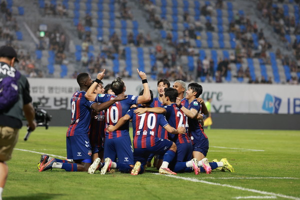 수원FC. 수원FC 제공