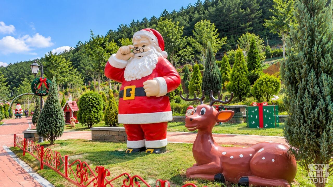 영주 분천 산타마을 전경. (AI 생성) / 온더투어