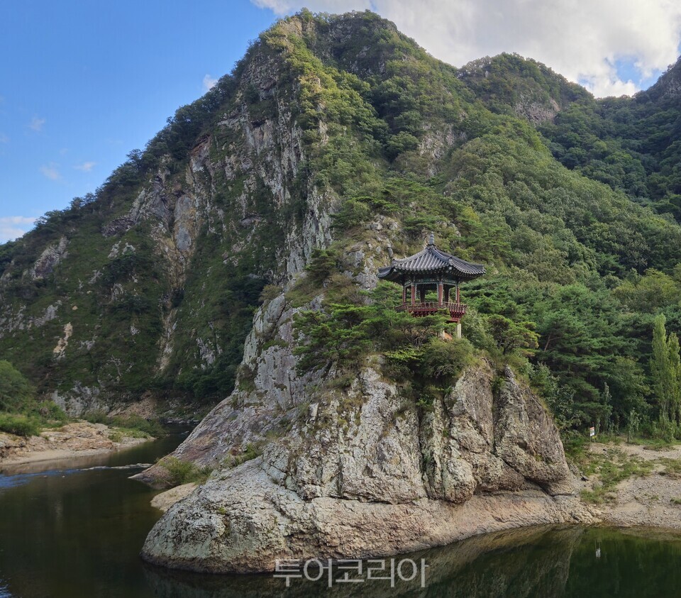 월류봉  ⓒ투어코리아
