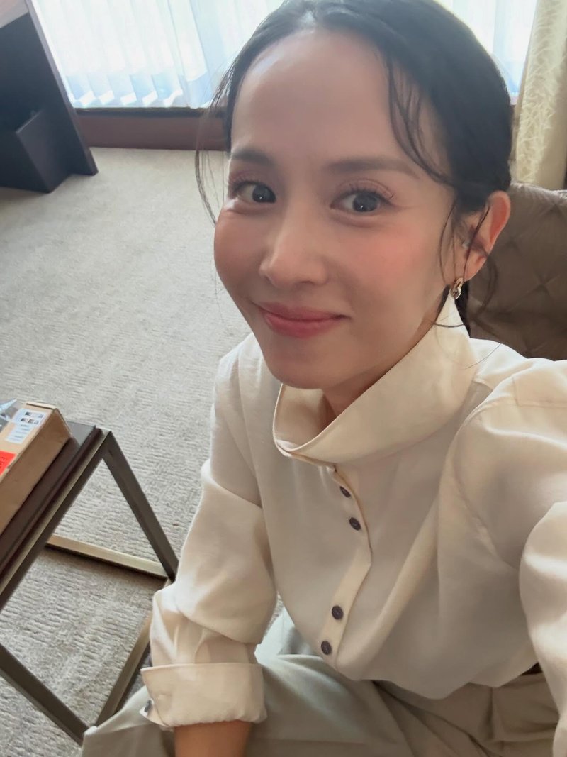 조여정이 셀카로 근황을 전했다 / 사진=조여정 인스타그램 @lightyears81