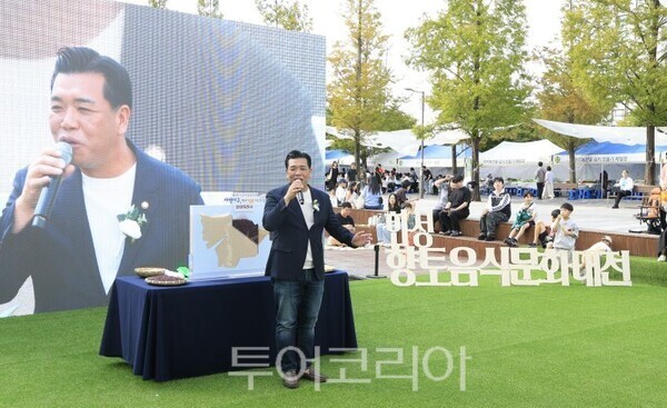 축사하는 이계철 의장/투어코리아뉴스 정명달 기자 사진=의회