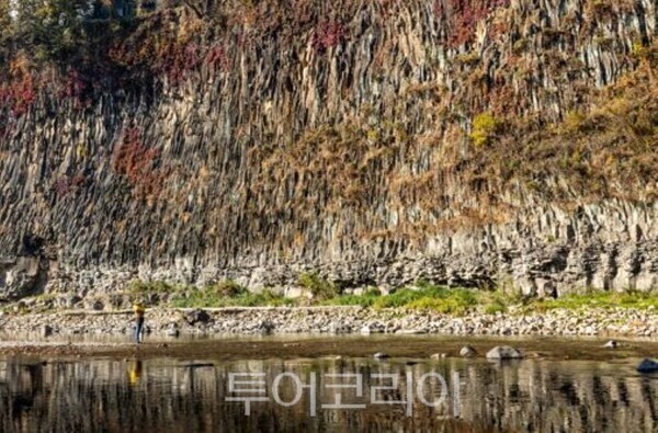 차찬천 주상절리/투어코리아뉴스 정명달 기자 사진=연천군