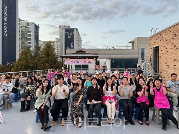 동두천시가 전국 최초 ‘청년들이 혼자 참여해도 위로받는 축제’ ‘청·혼·제’를 통해 청년들과 소통하고 있다/투어코리아뉴스 정명달 기자 사진=동두천시