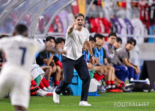 로베르트 모레노 남자 축구대표팀 감독. 서형권 기자