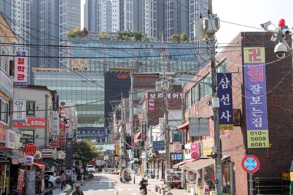 용인중앙시장 전경/투어코리아뉴스 정명달 기자 사진=용인시