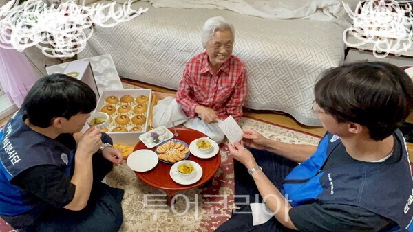 한수원이 추석 명절을 맞아 전국 사업소에서 지역사회와 함께하는 다양한 봉사활동을 전개했다./사진-한국수력원자력