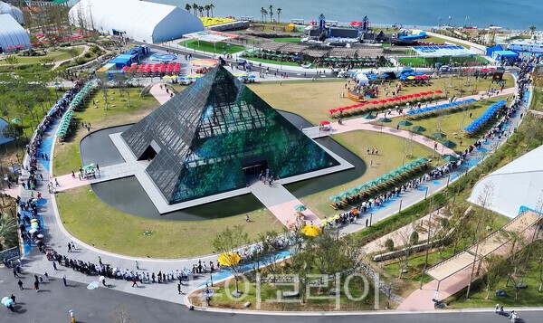 사진 / 2026여수세계섬박람회 행사장을 찾은 관람객