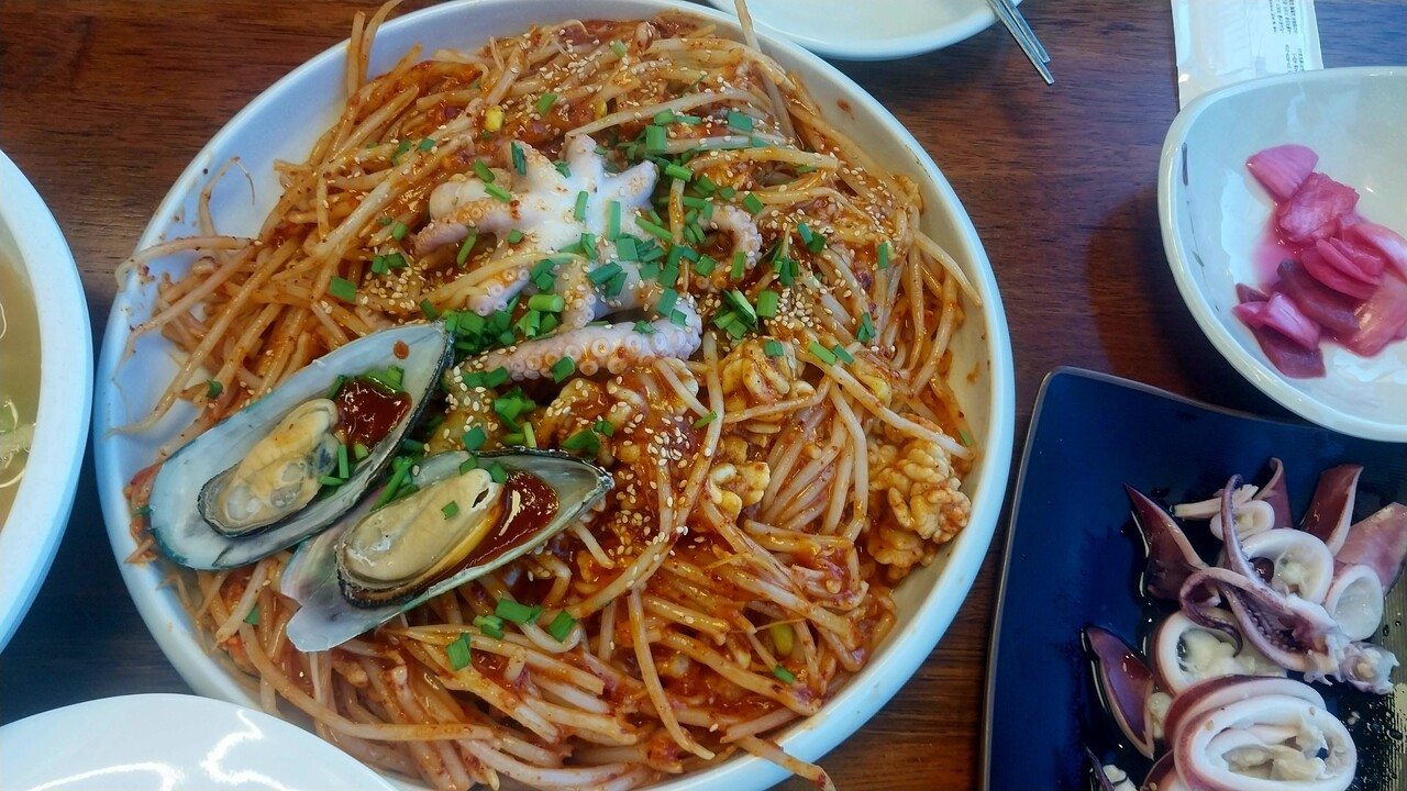2일 점심을 먹기 위해 직접 방문한 영종도 '유진심 해물찜' / 사진=온더투어