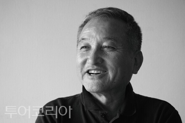 ▲풀꽃상 수상 함민복 시인.