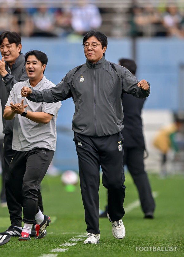 황선홍 감독(대전 하나). 서형권 기자