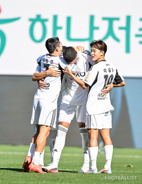 이동준, 김태현, 티아고, 이승우(왼쪽부터). 서형권 기자