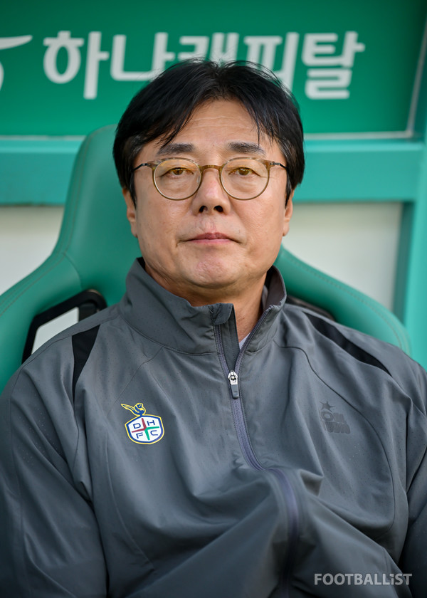 황선홍 감독(대전 하나). 서형권 기자