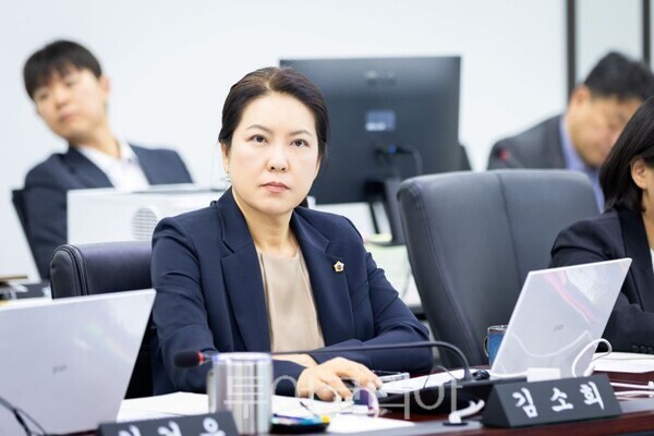 성남시의회 김소희 의원/투어코리아뉴스 정명달 기자 사진=의회