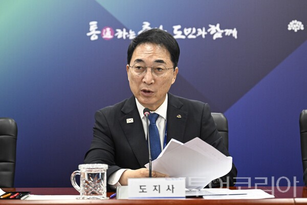 ▲발언 중인 박수현 충남도지사.